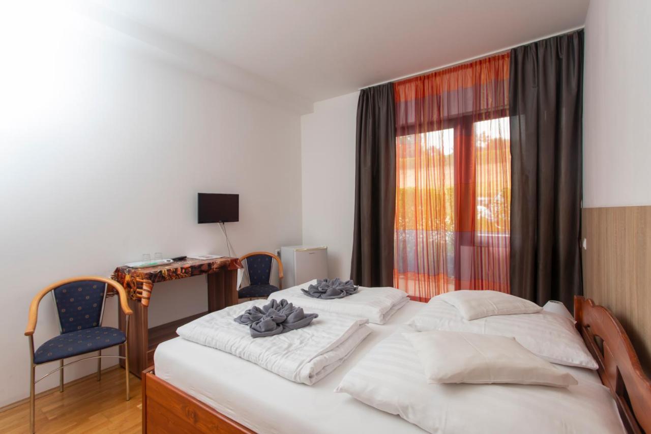 Margareta Apartman Es Ueduelohaz Bogács Exterior foto