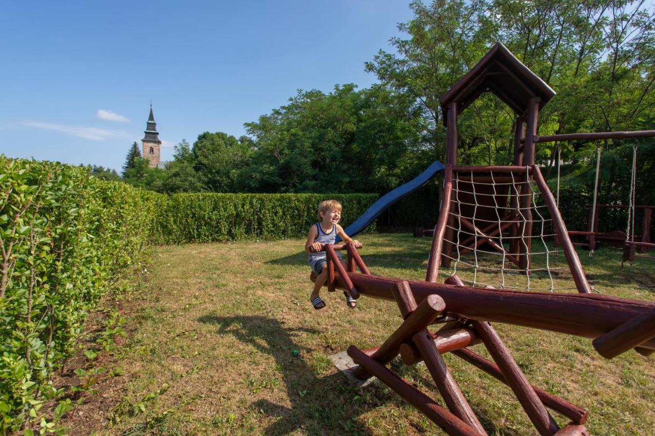 Margareta Apartman Es Ueduelohaz Bogács Exterior foto